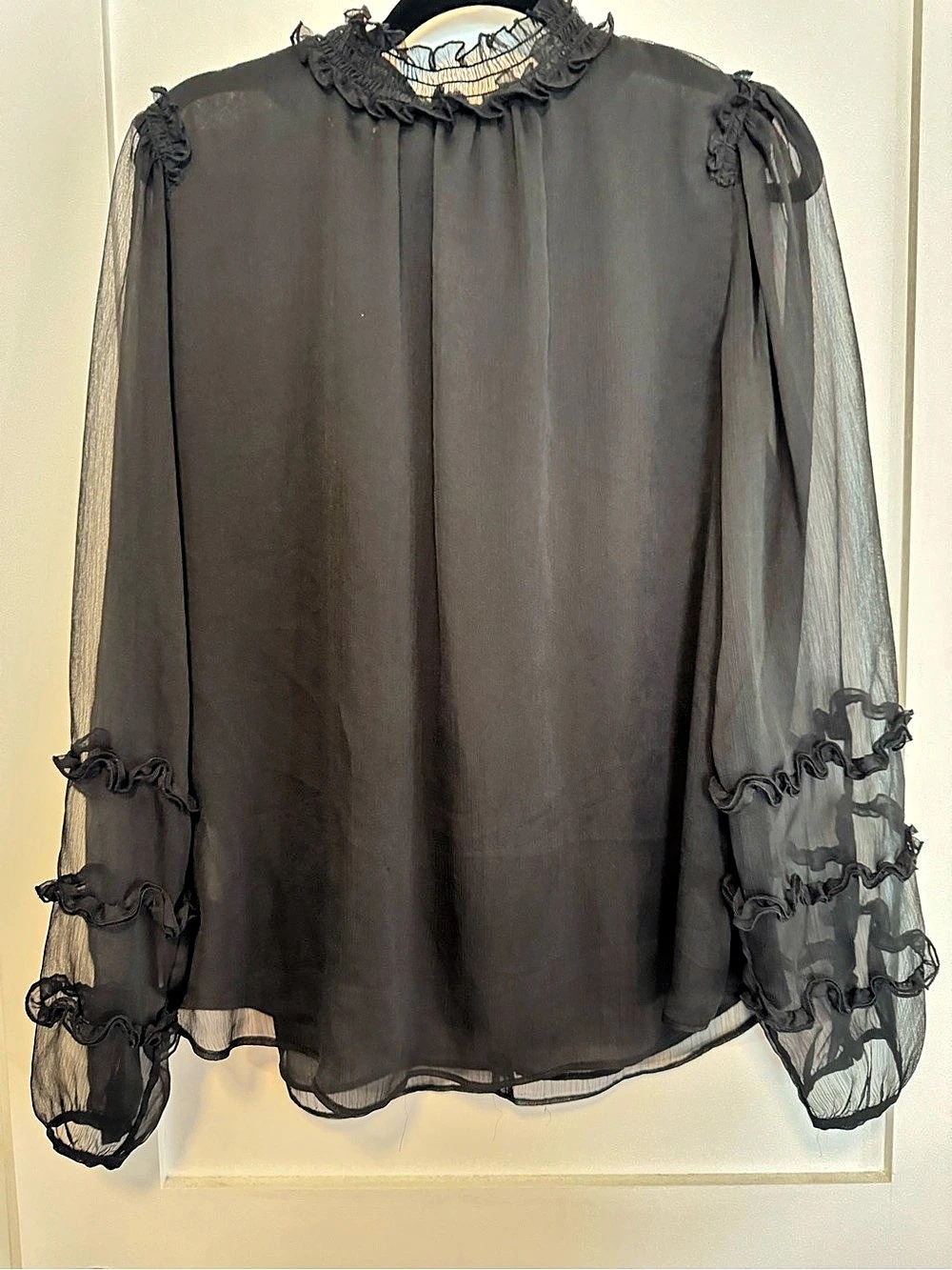 Ann Taylor Sheer Ruffle Sleeve Blouse in Black L Like New